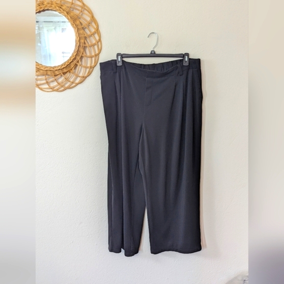 Halara Wideleg Trousers - Picture 2 of 5